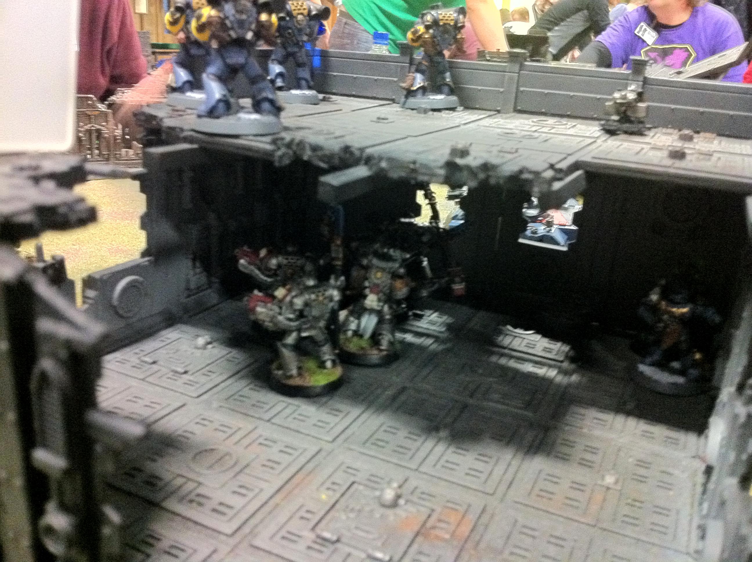 Battle Brothers, Warhammer World Gallery DakkaDakka